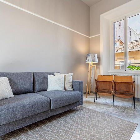 37 Monti Apartment Рим Экстерьер фото